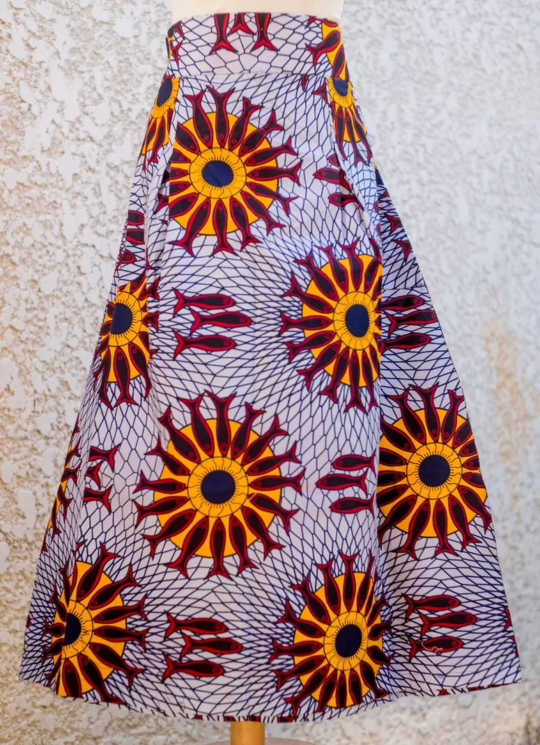 JUPE ÉVASÉE AVEC POCHE : riga